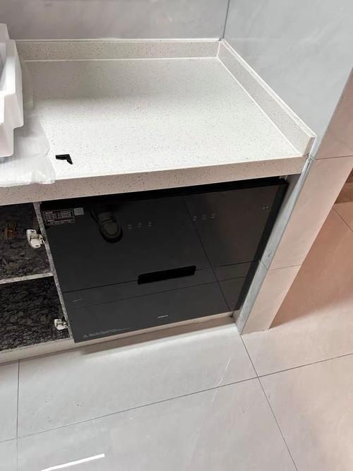 老板消毒柜出现e1故障
