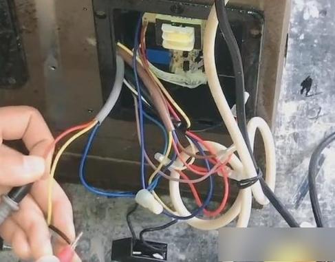 窗式油烟机故障原因