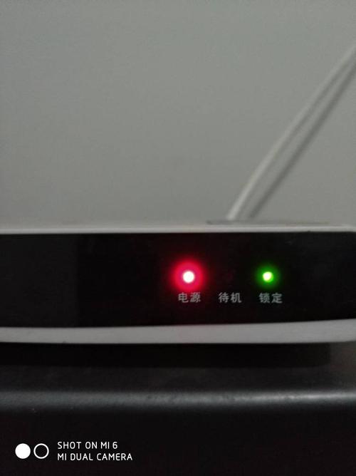 机顶盒灯亮但电视无信号故障