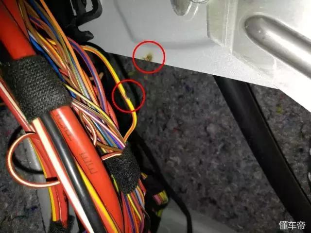 汽车头枕电视线路故障怎么修复