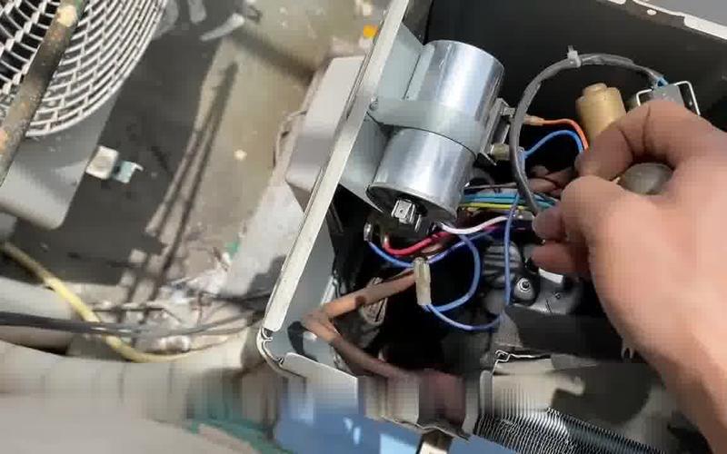 空调f1故障要不要拆外机