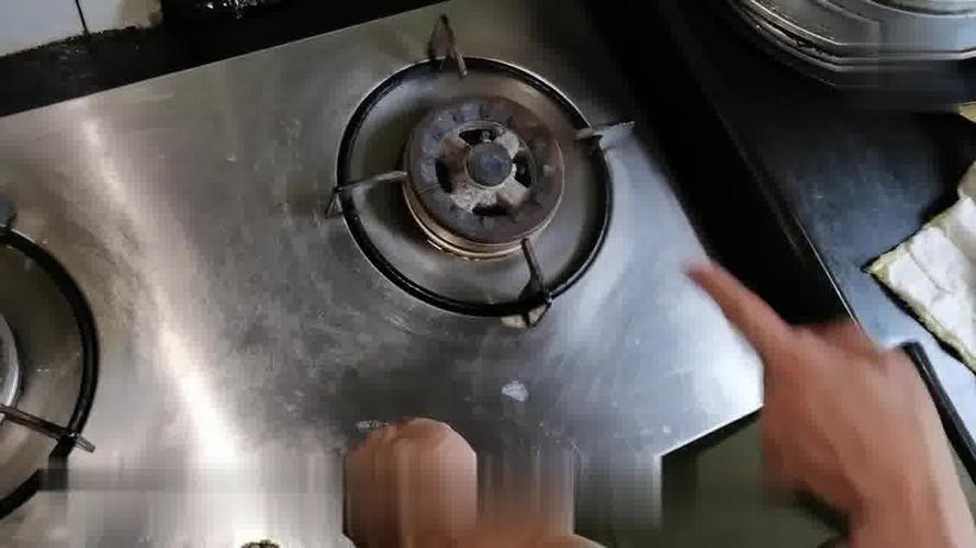 燃气灶不通电故障