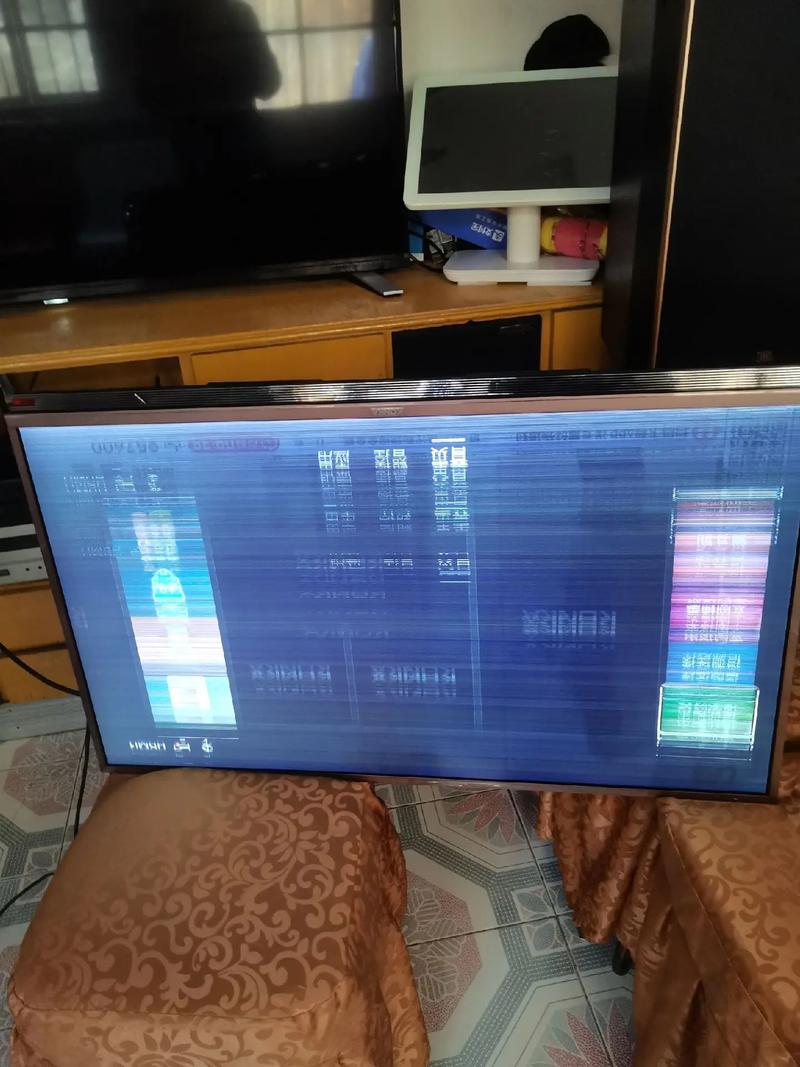 电视出现一条线什么故障