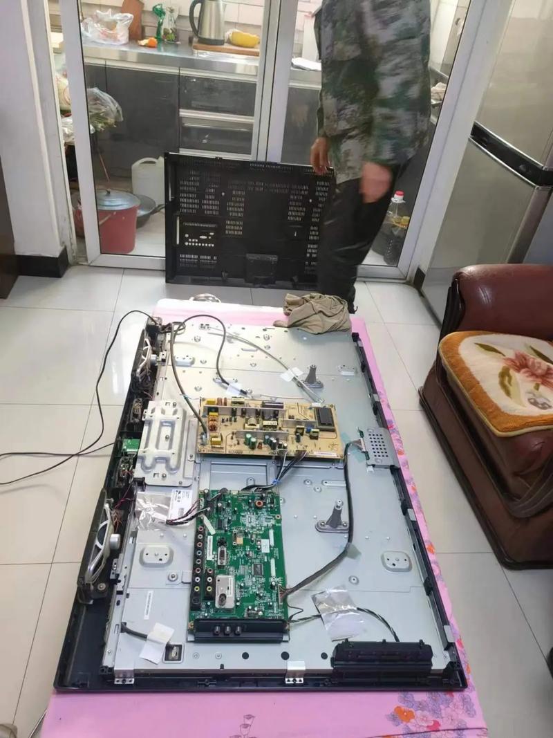 苏宁易购电视机故障维修