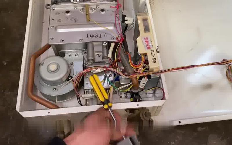 百乐满燃气热水器故障码e6