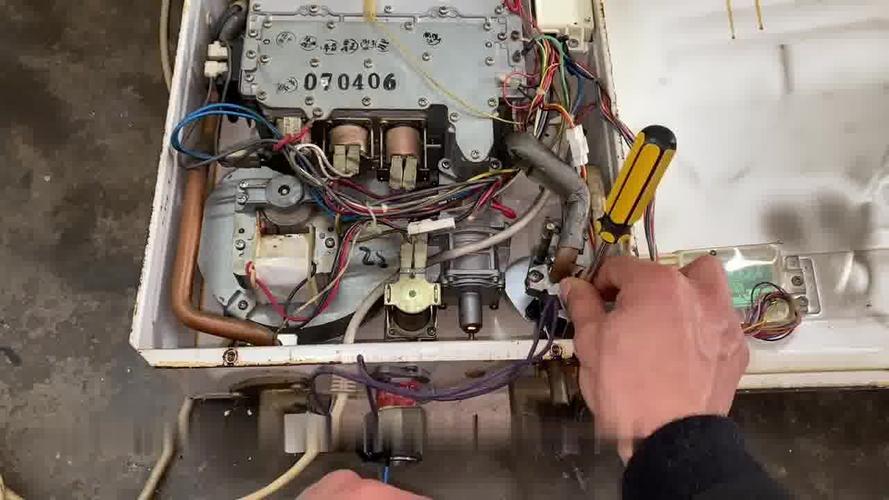清华王牌空气能e6故障怎么解决